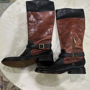 VINCE CAMUTO LEATHER BOOTS